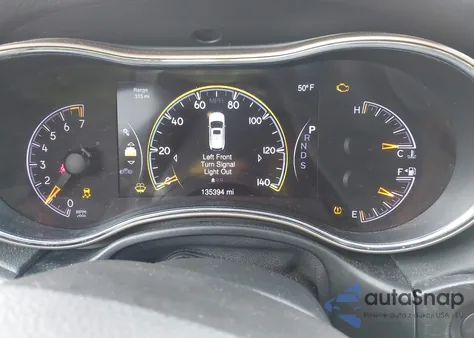 2015 Jeep Grand Cherokee Laredo z USA, uszkodzony, nr VIN 1C4RJFAG7FC846250